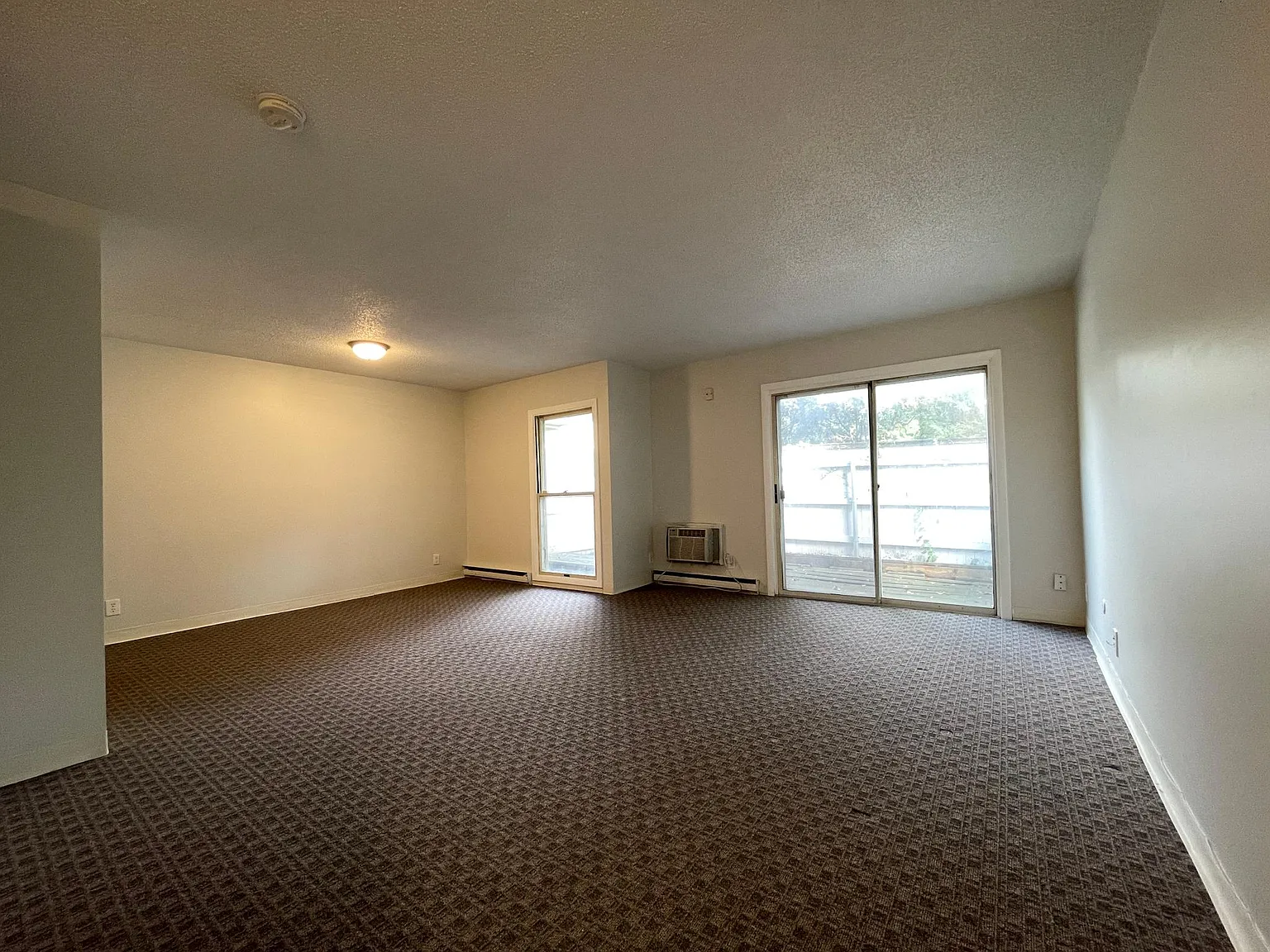 230 S Main St — Photo 3