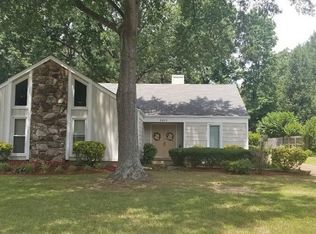 8420 Rembrook Dr, Cordova, TN 38016