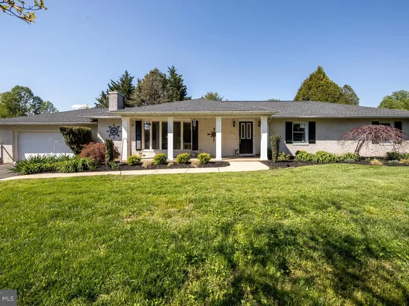 2823 Orchard Lakes Dr, Baldwin, MD 21013