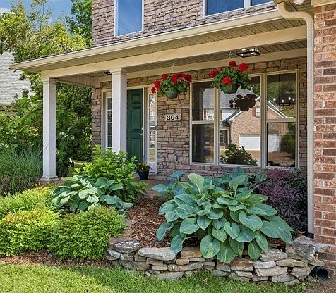 2nd image of 304 Pinnacle Pl