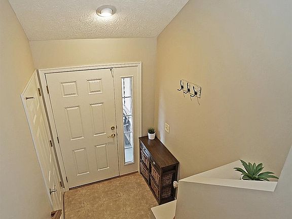 4th image of 4501 English Oak Ct