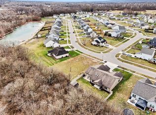 7548 Timber Valley Dr, Franklin, OH 45005