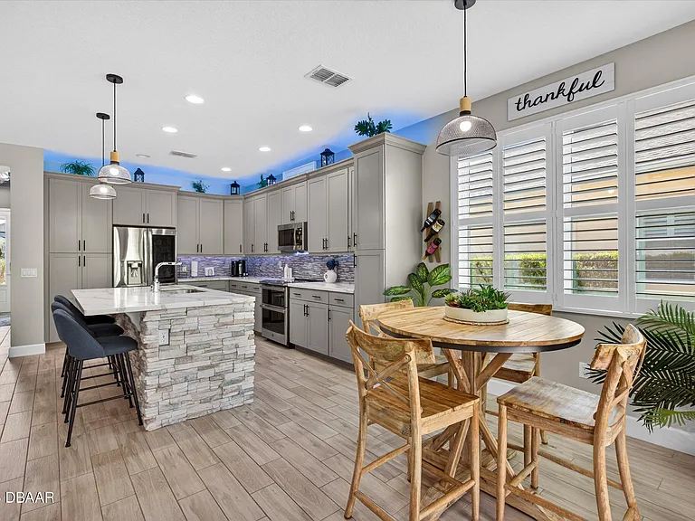504 Coral Reef Way — Photo 15