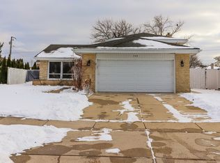 793 Timothy Ln, Des Plaines, IL 60016