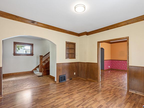 5th image of 1228 Washington St