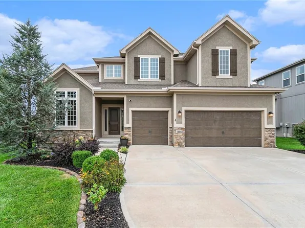 16082 W 172nd Ter, Olathe, KS 66062