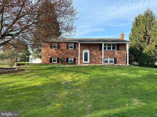 296 Kauffman St, Chambersburg, PA 17202