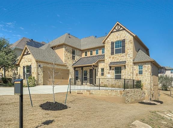 2nd image of 15090 Dorothy Dr