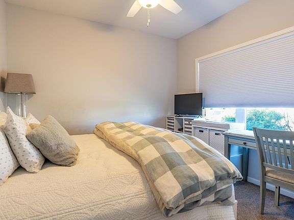 5th image of 5744 W Daffodil Ct