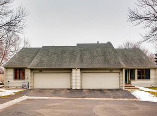 8431 Rice Lake Rd, Osseo, MN 55369