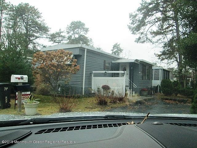 1st image of 74 Woodchuck Pkwy
