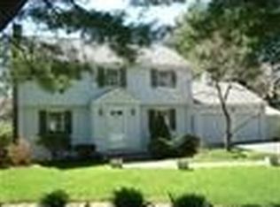 18 Lockeland Rd, Winchester, MA 01890