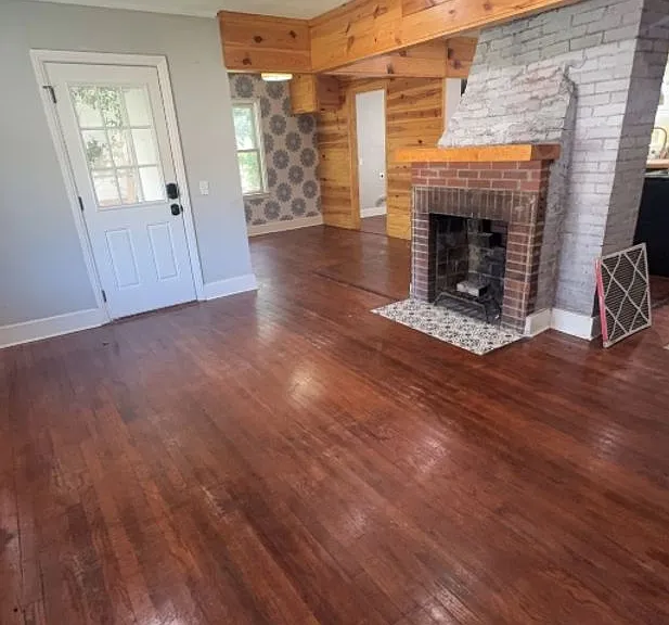 710 Green St — Photo 2