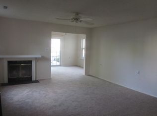 73 Center Ln, Mount Laurel, NJ 08054