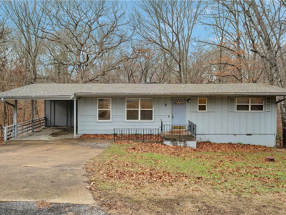 1st image of 9 Bewdley Cir