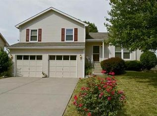 10616 N Campbell St, Kansas City, MO 64155