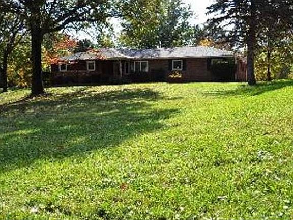 3rd image of 267 Rainbow Dr NE
