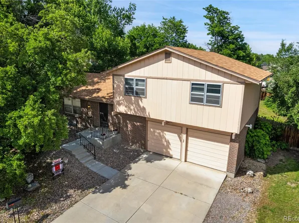 6411 W 82nd Drive, Arvada, CO 80003