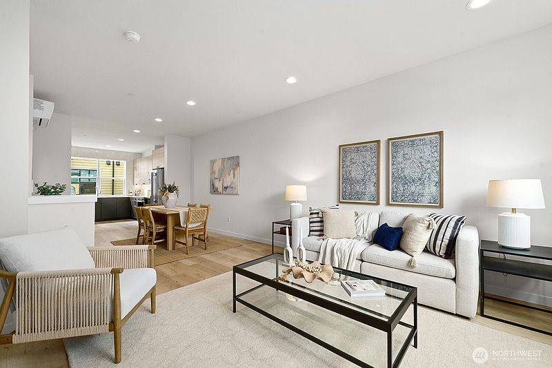 3rd image of 767 7th Avenue NW