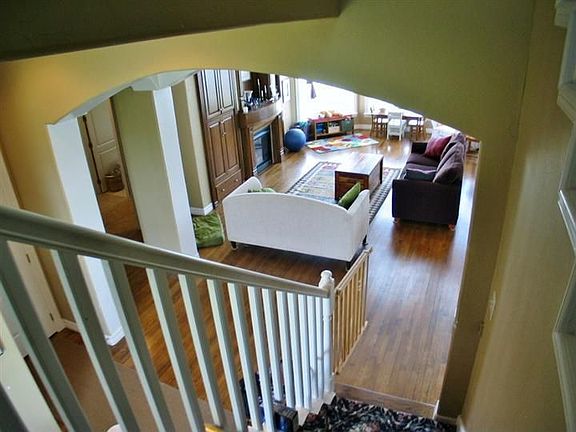 4th image of 1622 S Hidden Oaks Dr