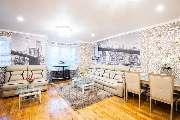 Rented by Sally Raia LLC | media 28