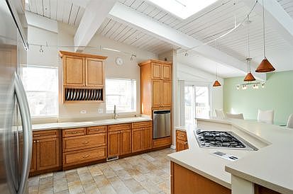 5th image of 8848 Knox Ave