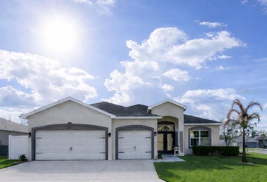 1st image of 185 ST THOMAS DRIVE