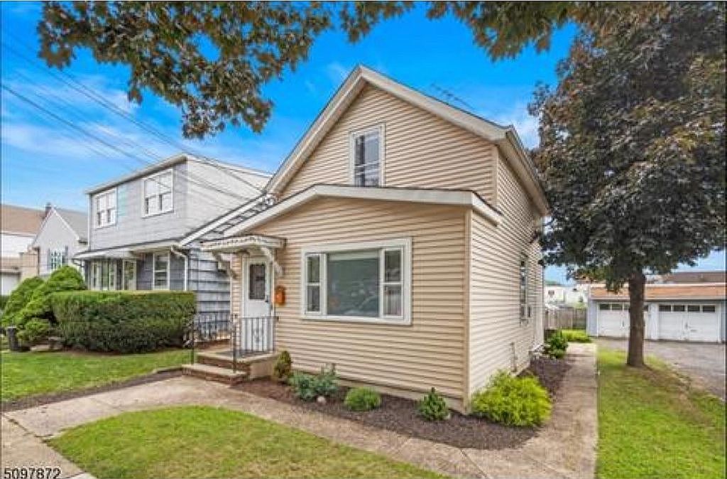 327 10th St, Carlstadt, NJ 07072 Zillow