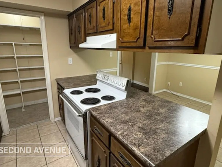 6384 Oak Park Dr — Photo 3