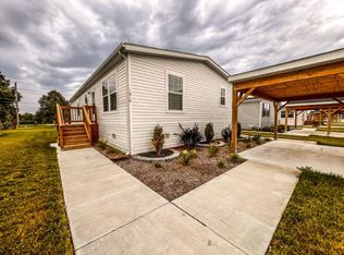 1010 E Park St #P1010, Gardner, KS 66030