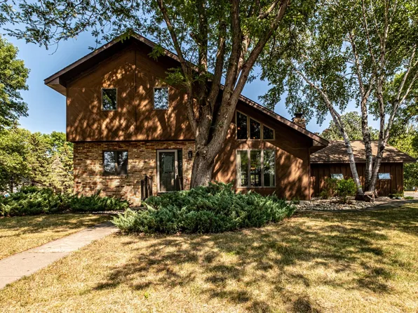 323 NW 7th St, Buffalo Lake, MN 55314
