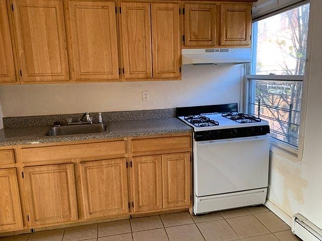 1st image of 181 Park Ave