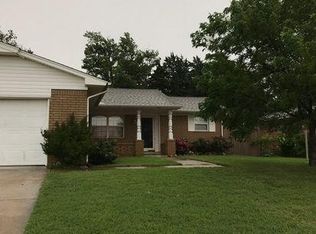 924 N 9th St, Purcell, OK 73080
