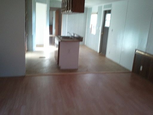 3rd image of 604 Dowell Dr