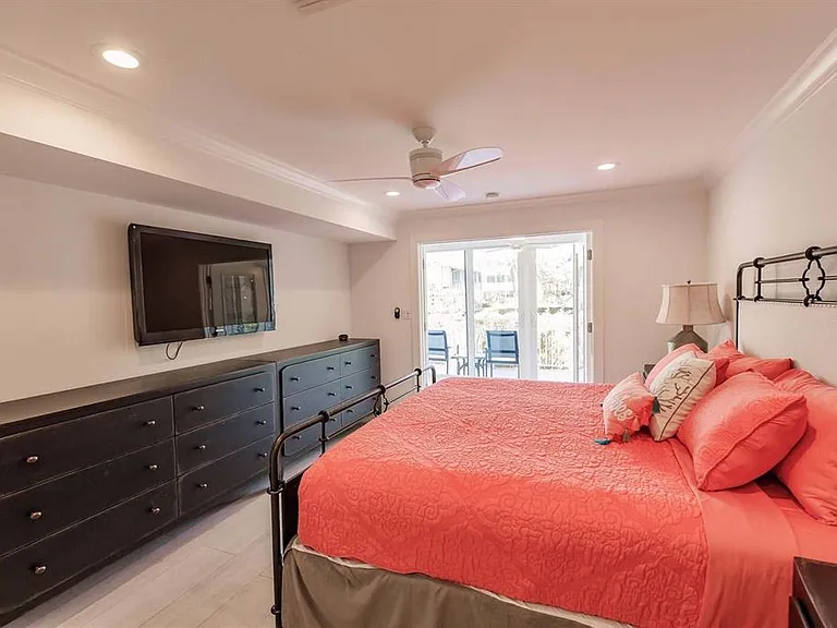1125 W Peppertree Dr #102 — Photo 23