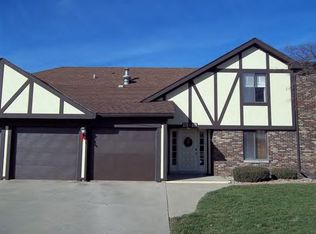 14 Crystal Ct, Pontiac, IL 61764