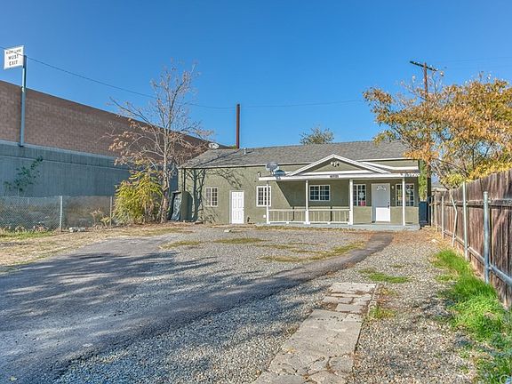 4th image of 872 W 18th St