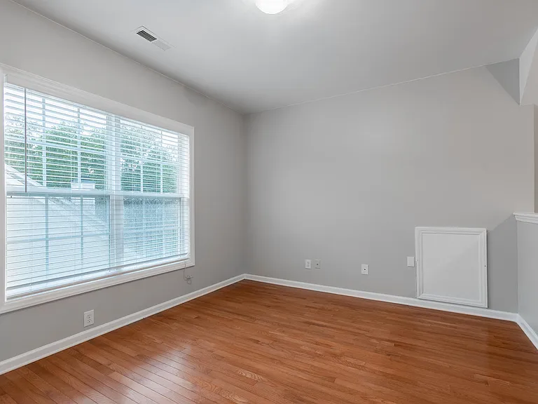 610 Park York Ln — Photo 17