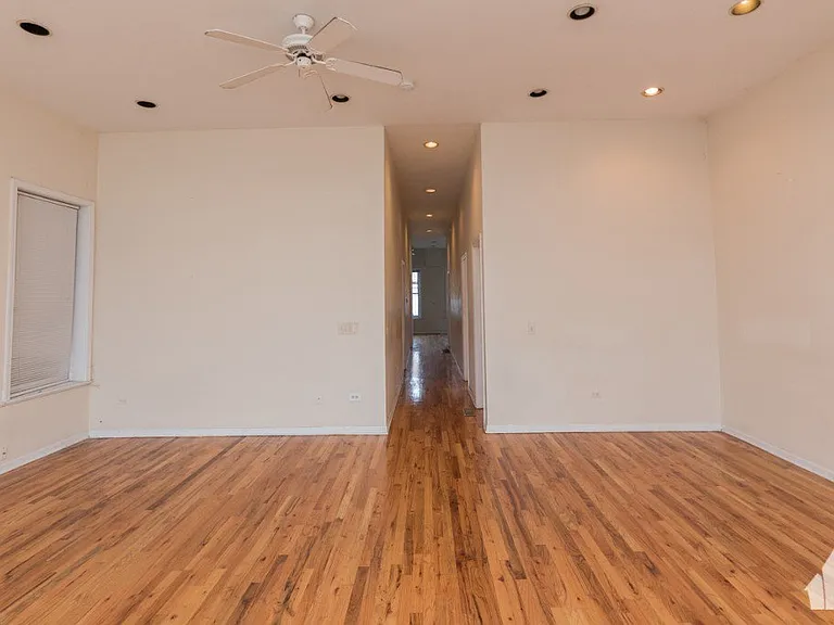 2454 N Southport Ave #1F — Photo 4