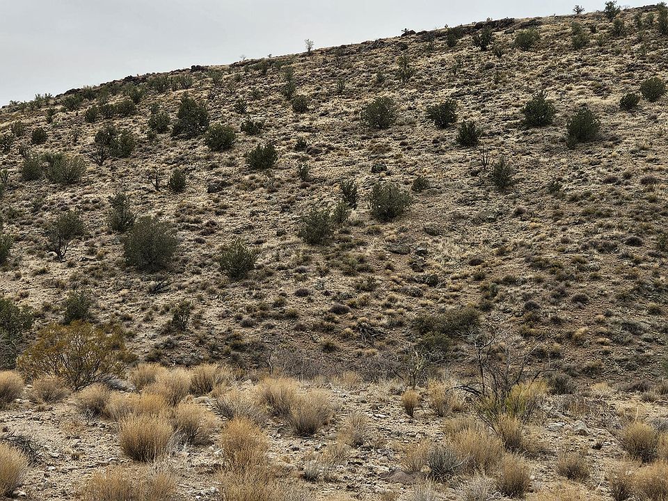2nd image of MM75 E Interstate 40 Drive #34-2