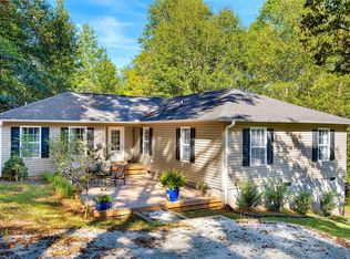 527 N River Rd, Cleveland, SC 29635