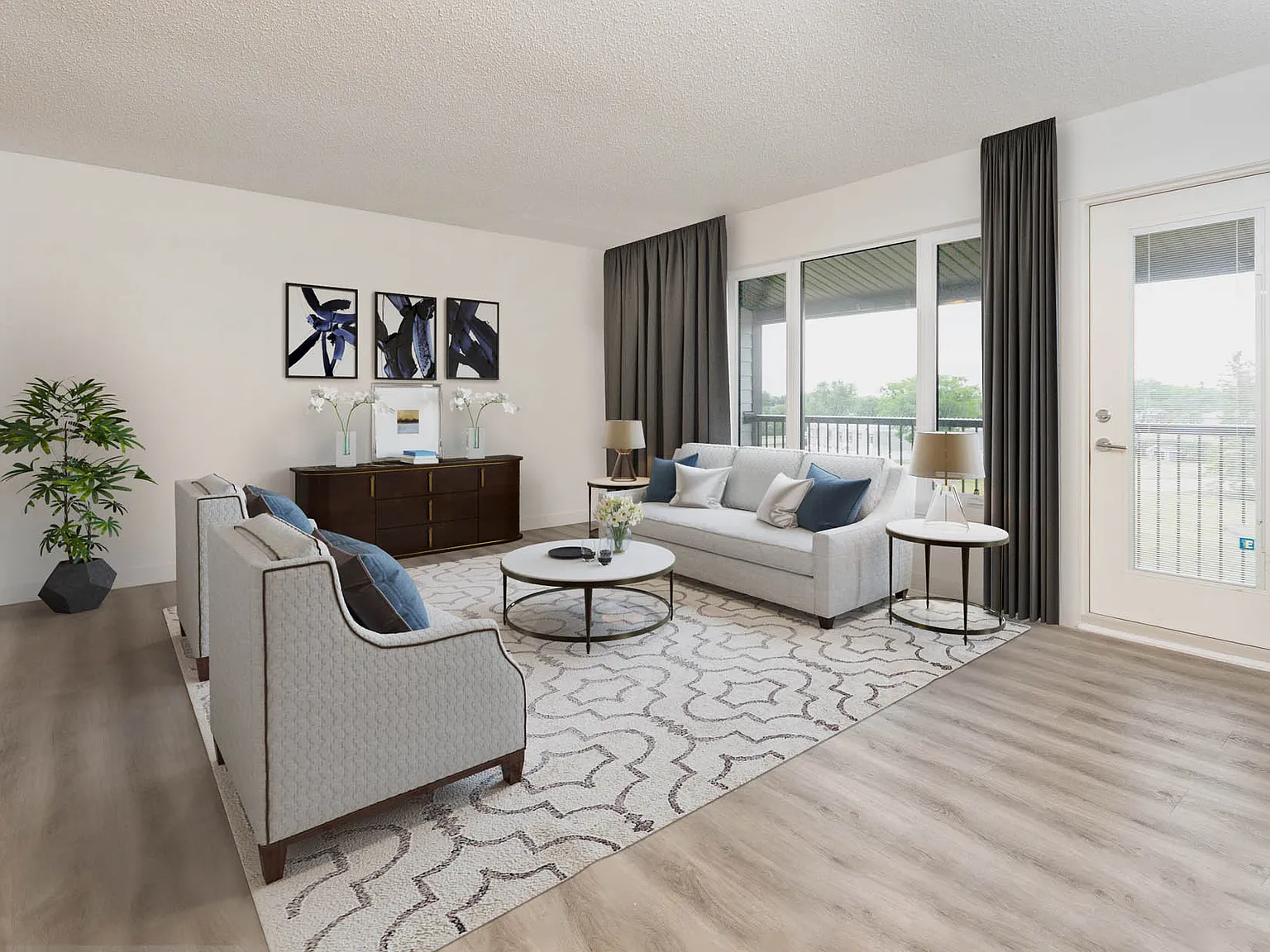 Greenbriar Apartments — Photo 1