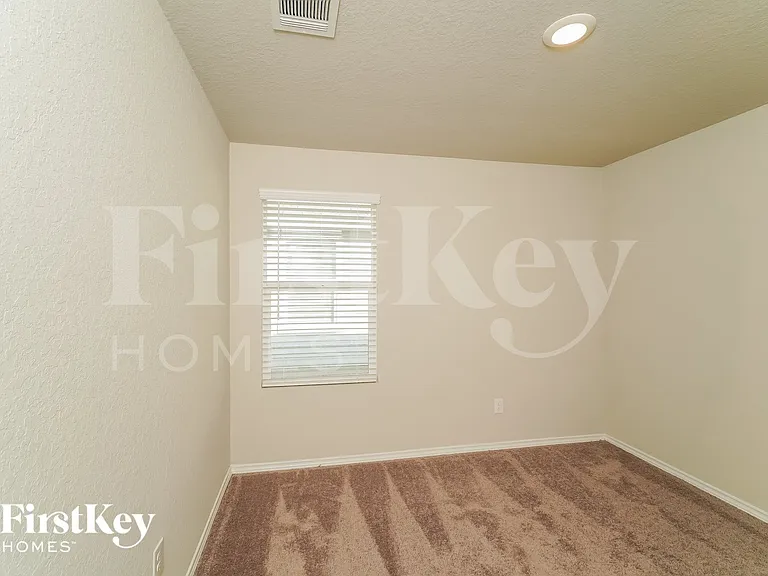 10783 Prusiner Dr — Photo 12