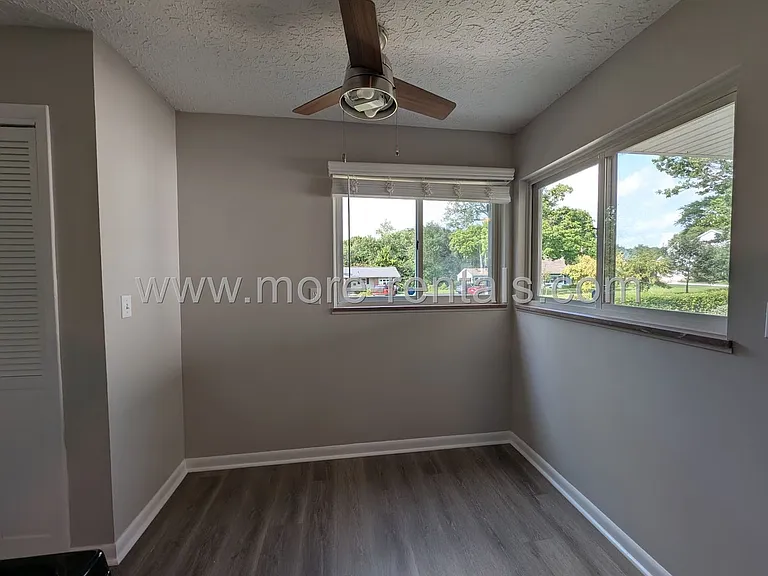 2613 Edgevale Rd — Photo 9