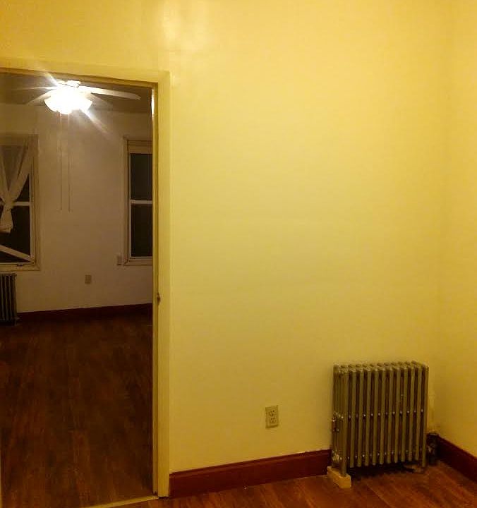 1st image of 129 Boerum St APT 3