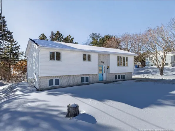 275 Hutchison Dr, Miramichi, NB E1V 6C7