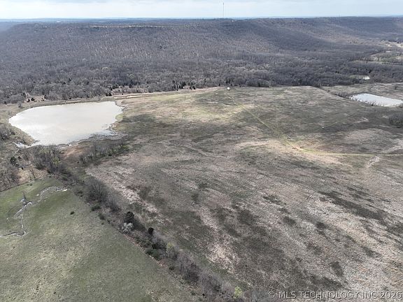 5th image of 1020 East Rd