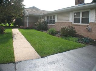 138 Forest Dr, Camp Hill, PA 17011