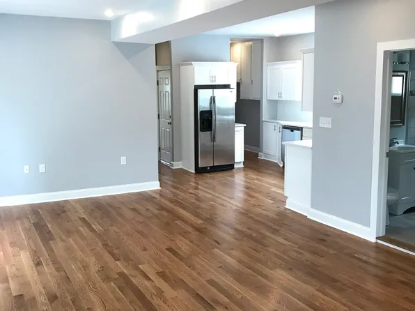10 Henry St #2, Medford, MA 02155