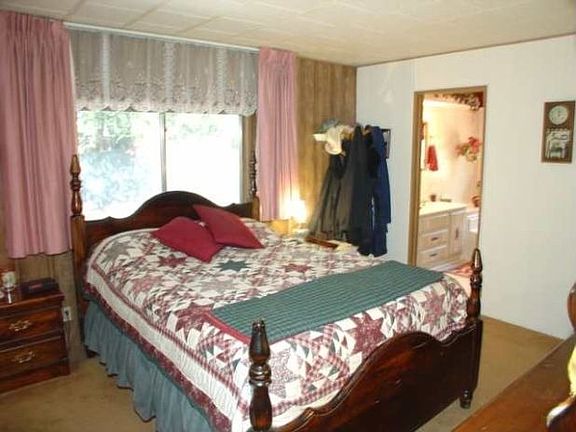 5th image of 23750 Carson Dr Unit 2